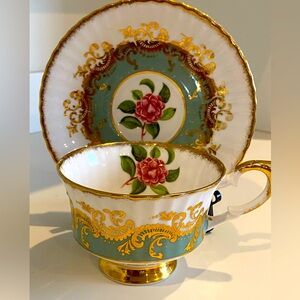 EUC VTG Paragon Bone China Teacup and Saucer Green and Floral Pattern